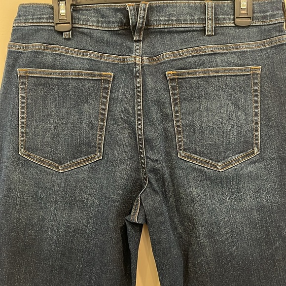 Duluth Trading Co. Wide Leg Jeans Size 14x29 - Picture 5 of 7